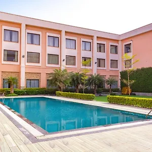 Tivoli Grand 3* Delhi (National Capital Territory of India)